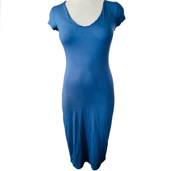 See You Monday Dress Blue Soft Knit Midi Scoop Neck Short Sleeve Size M NWT - Picture 2 of 7